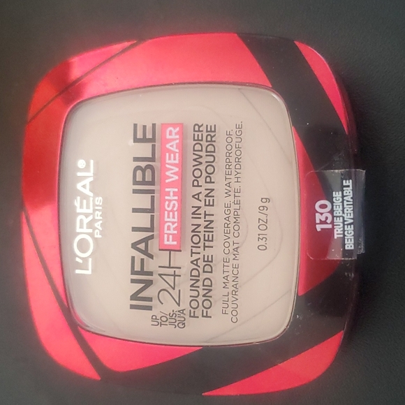 Loreal Fresh Wear powder foundation